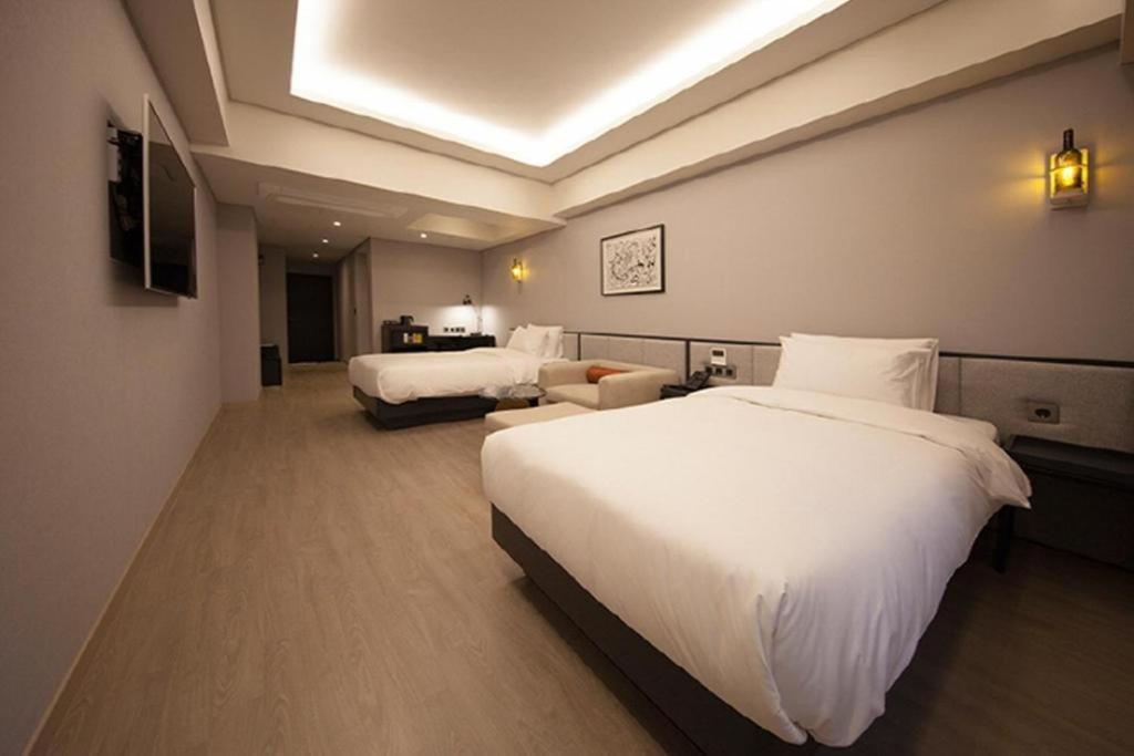 Hound Hotel Yeonsan Busan Dış mekan fotoğraf