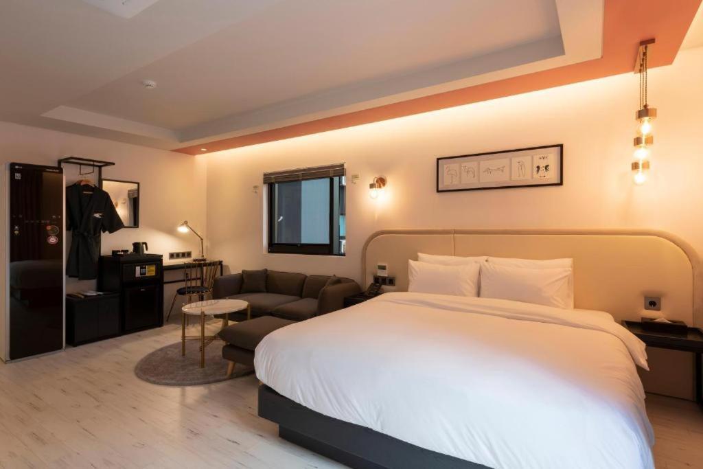 Hound Hotel Yeonsan Busan Dış mekan fotoğraf