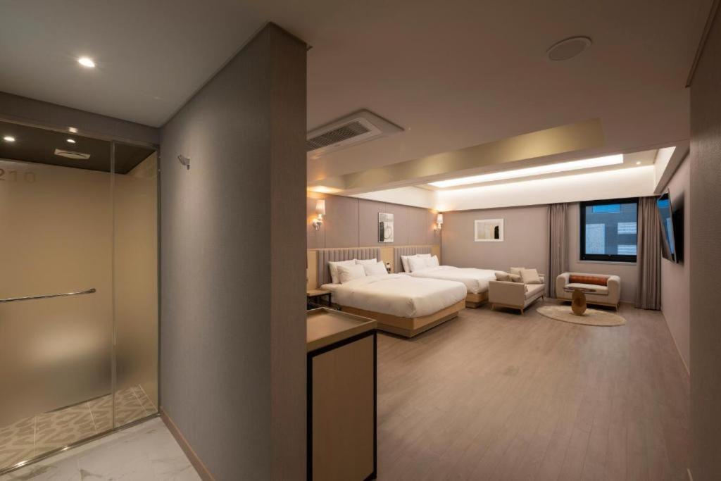 Hound Hotel Yeonsan Busan Dış mekan fotoğraf