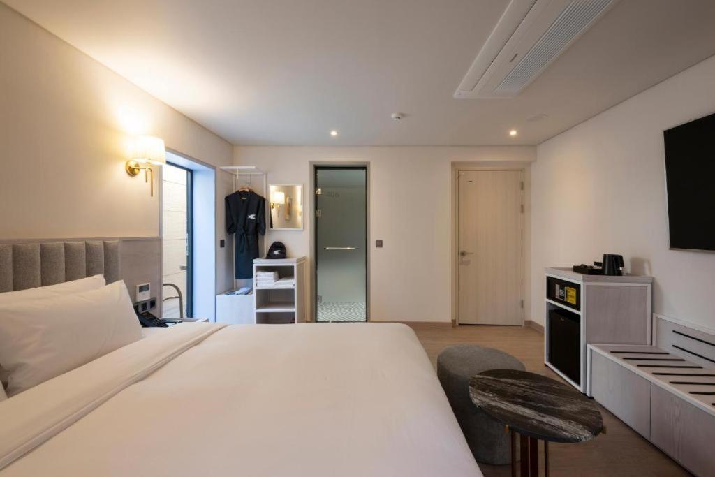 Hound Hotel Yeonsan Busan Dış mekan fotoğraf