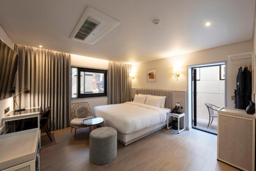 Hound Hotel Yeonsan Busan Dış mekan fotoğraf
