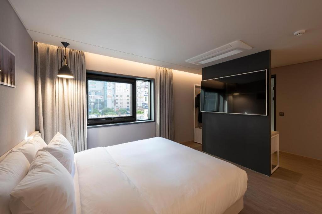 Hound Hotel Yeonsan Busan Dış mekan fotoğraf
