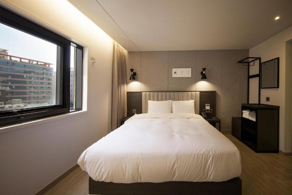 Hound Hotel Yeonsan Busan Dış mekan fotoğraf