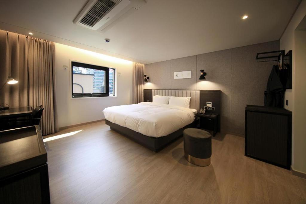 Hound Hotel Yeonsan Busan Dış mekan fotoğraf