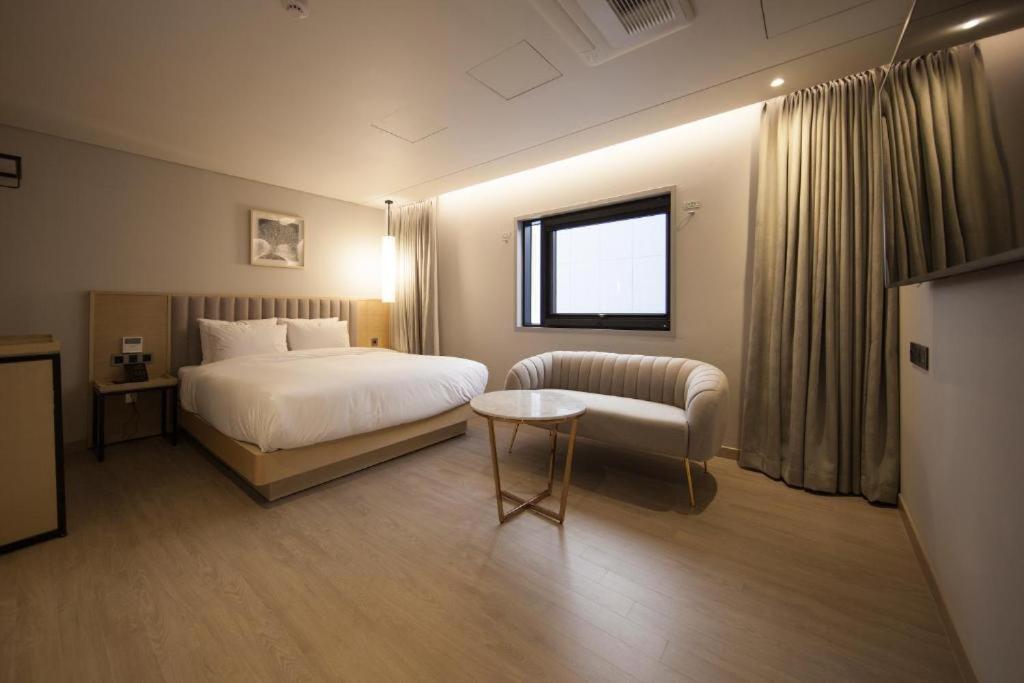Hound Hotel Yeonsan Busan Dış mekan fotoğraf